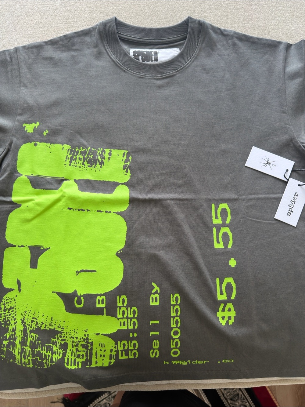 SP5DER Men's Gray Tee with Neon Green Graphic Print S